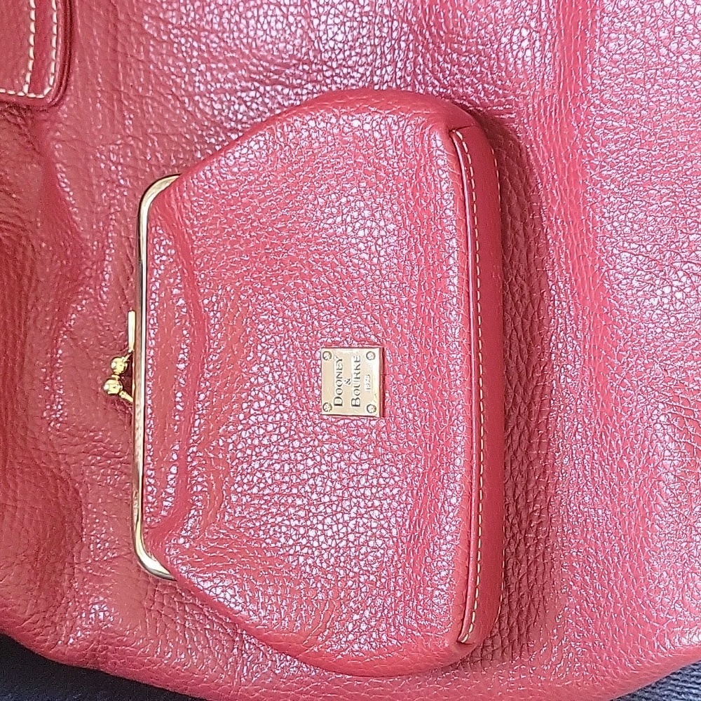 Dooney & Bourke shoulder bag and coin purse - Picture 7 of 7